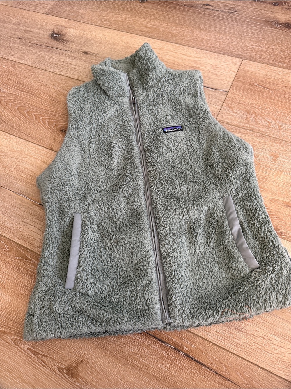Patagonia women gray Fuzzy Fleece Vest